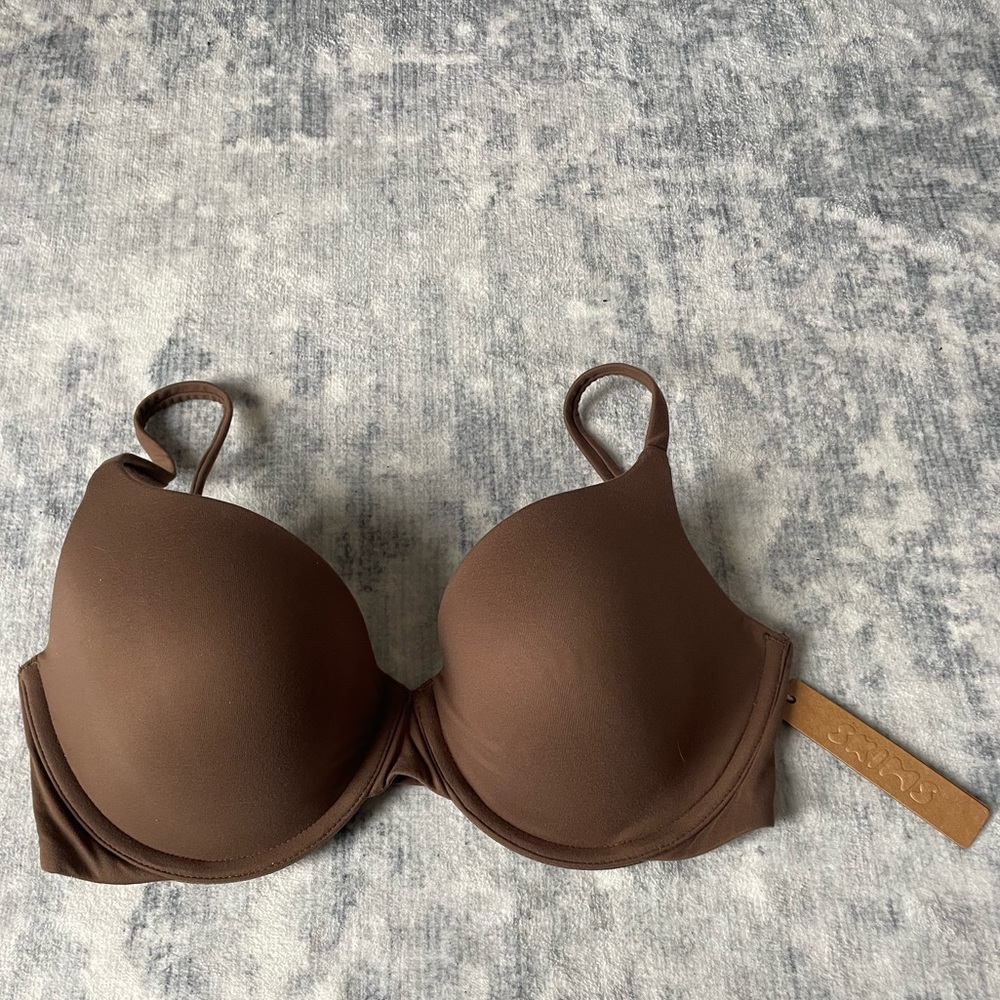 SKIMS T-shirt Bra
